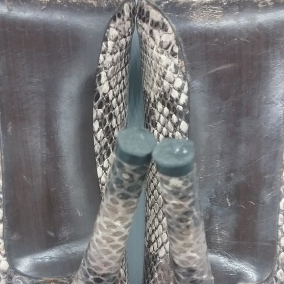 Stuart Weitzman Snake Print Platform Pumps - Picture 10 of 15